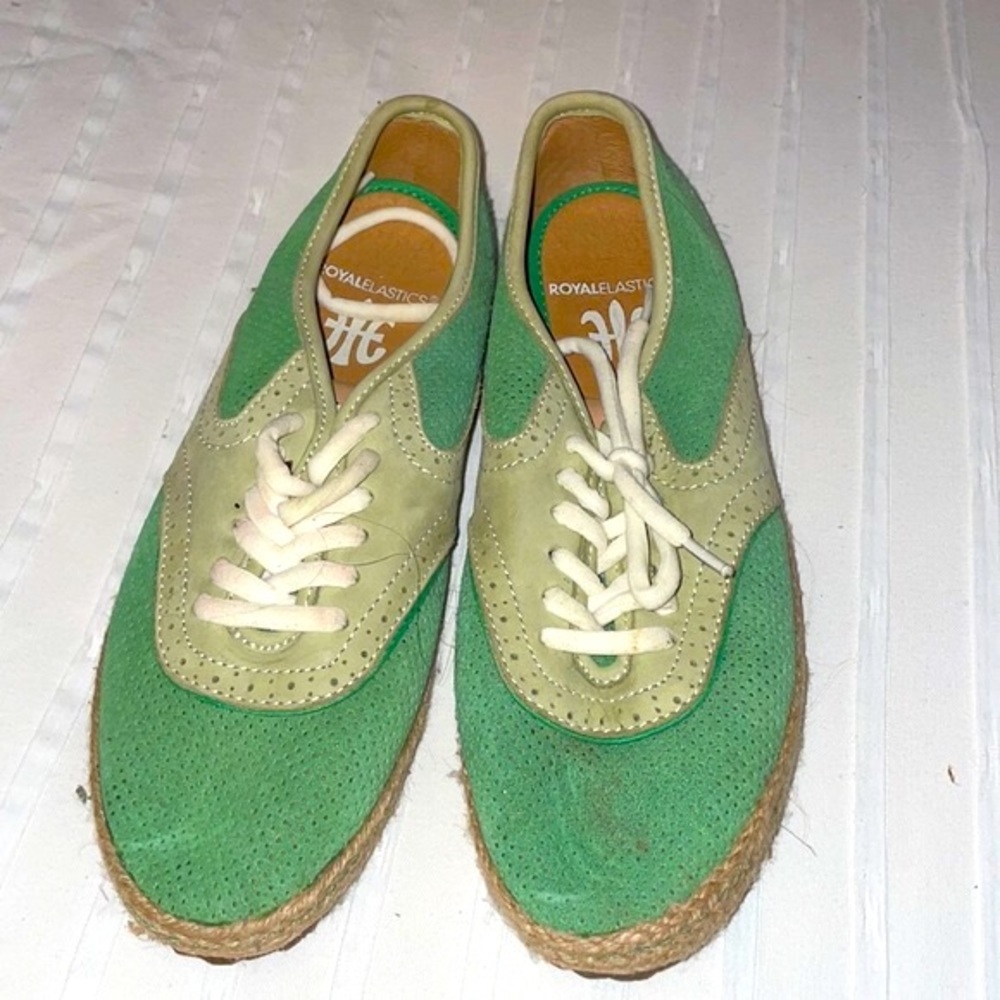 Royal Elastics | NWOT Green espadrille style Sneakers | size 7